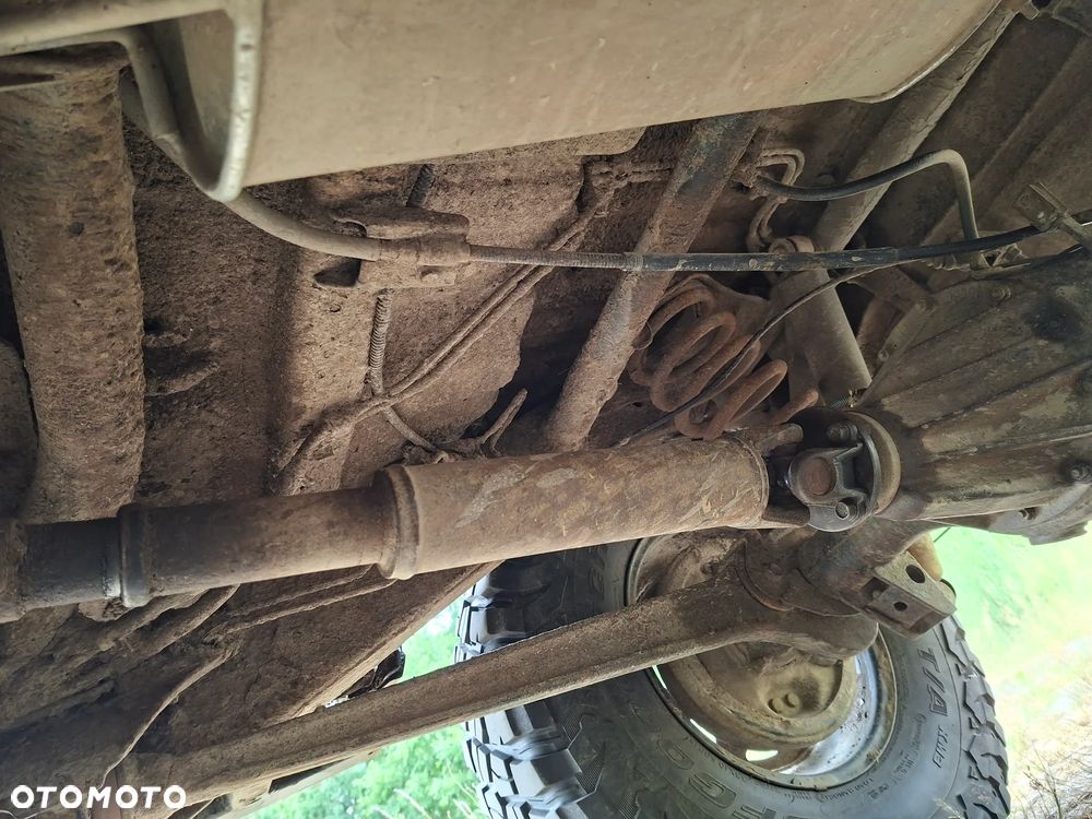 Toyota Land Cruiser LJ70 Turbo - 16