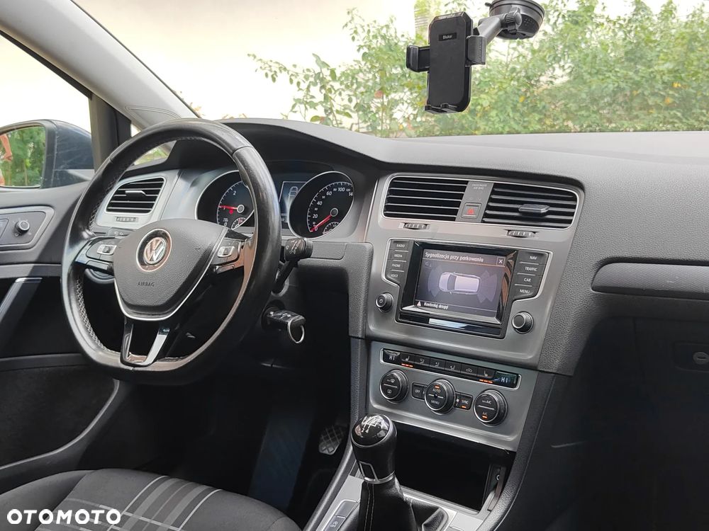 Volkswagen Golf 1.6 TDI BlueMotion Trendline - 18