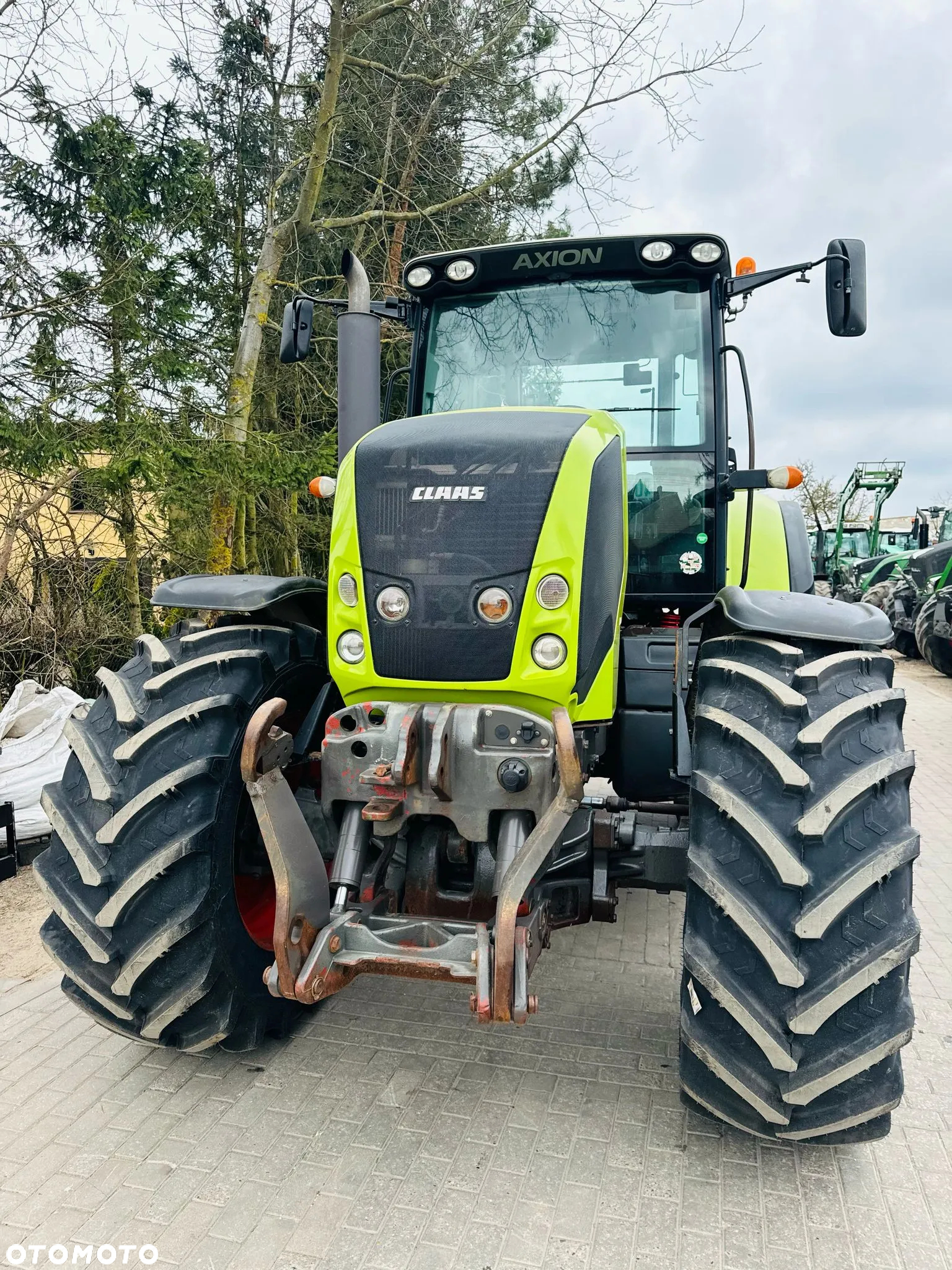 Claas Axion 810 - 3