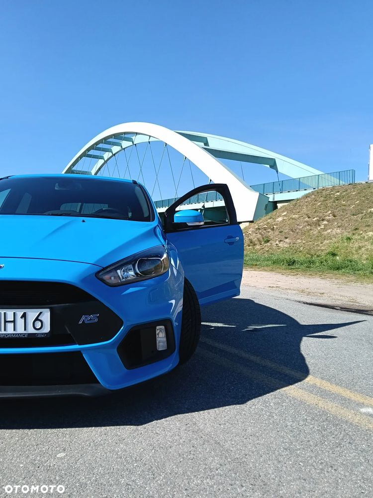 Ford Focus - 1
