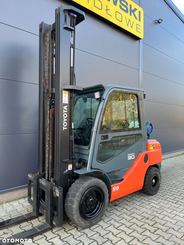 Toyota 02-8FGF30 - 4