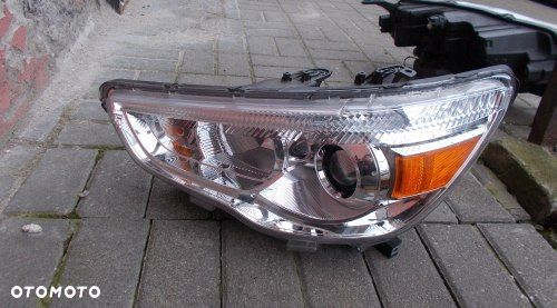 MITSUBISHI ASX 10- LEWA PRZEDNIA LAMPA ORYGINAŁ EUROPA - 2