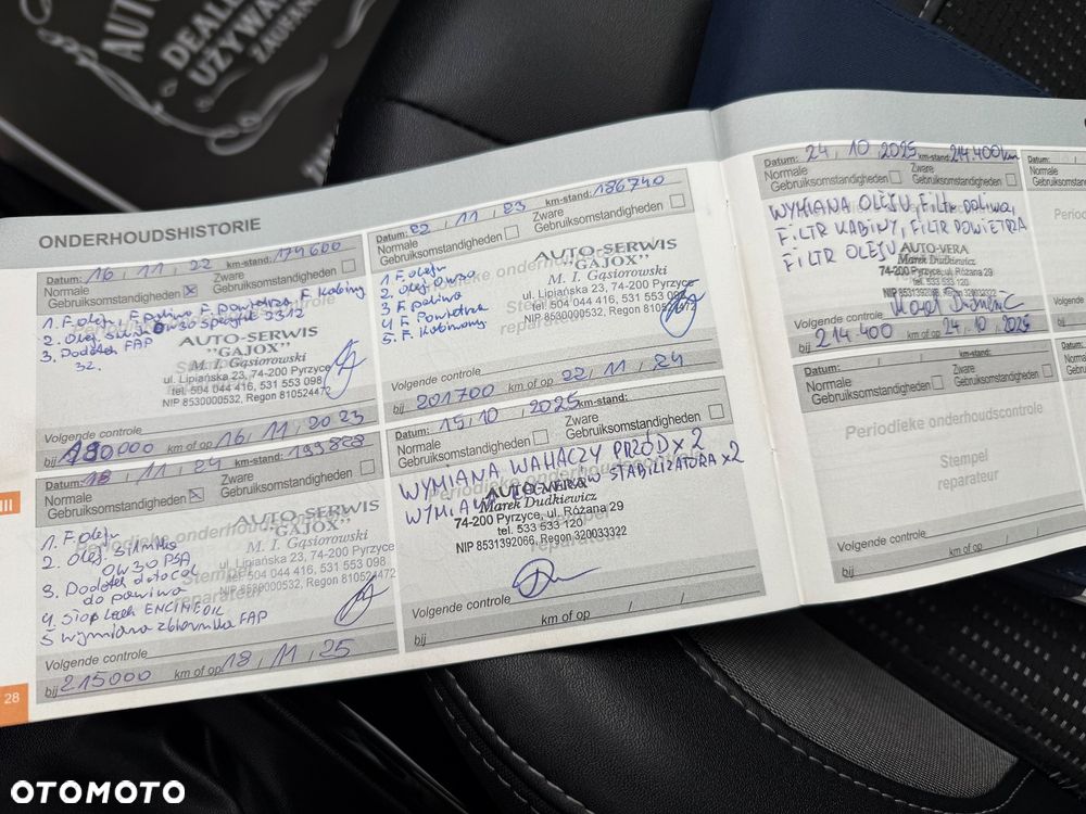 Peugeot 2008 1.6 BlueHDi Allure S&S - 39