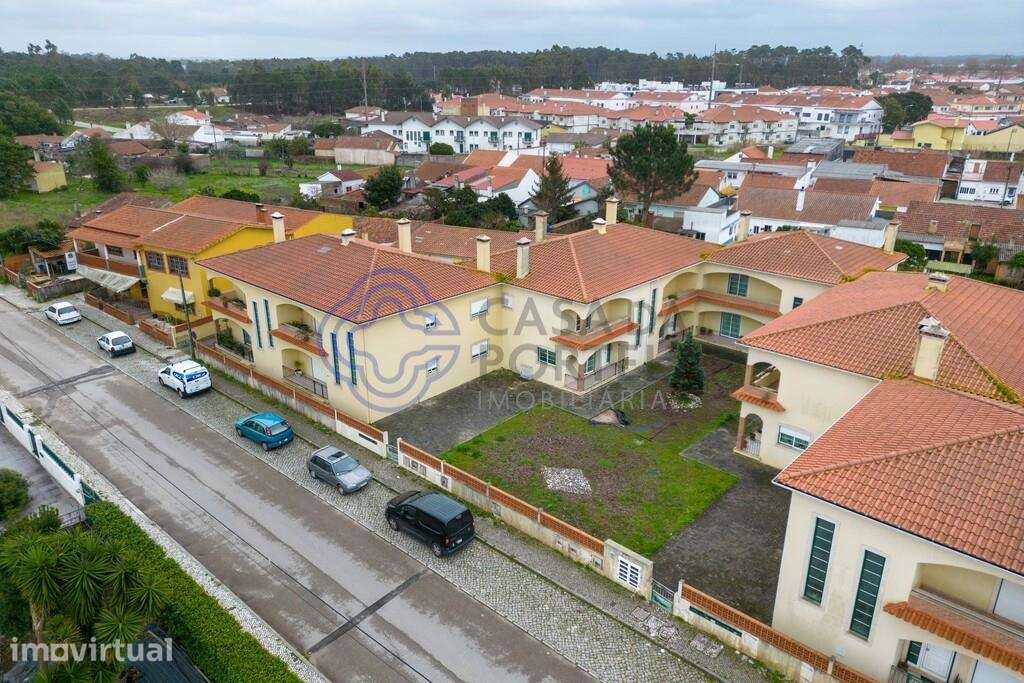 Moradia T3 com Garagem fechada no Coração da Marinha Grande! - Grande imagem: 2/29