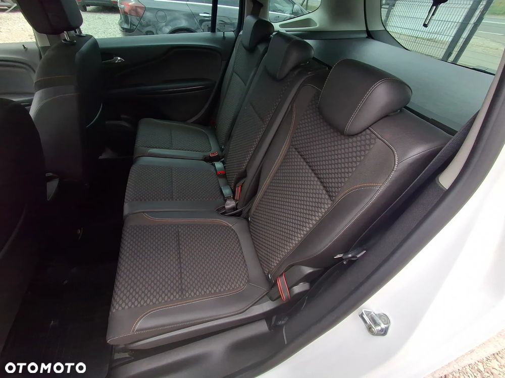 Opel Zafira Tourer 1.6 SIDI Turbo Innovation - 14