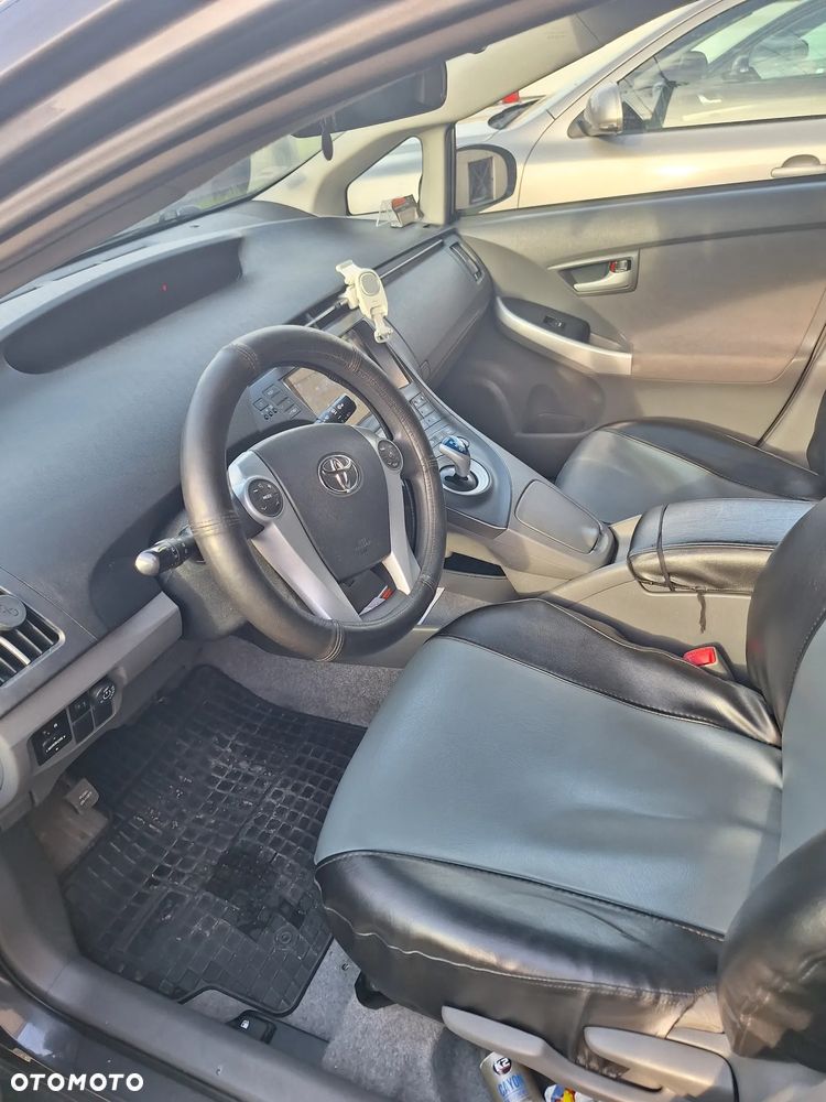 Toyota Prius+ - 5