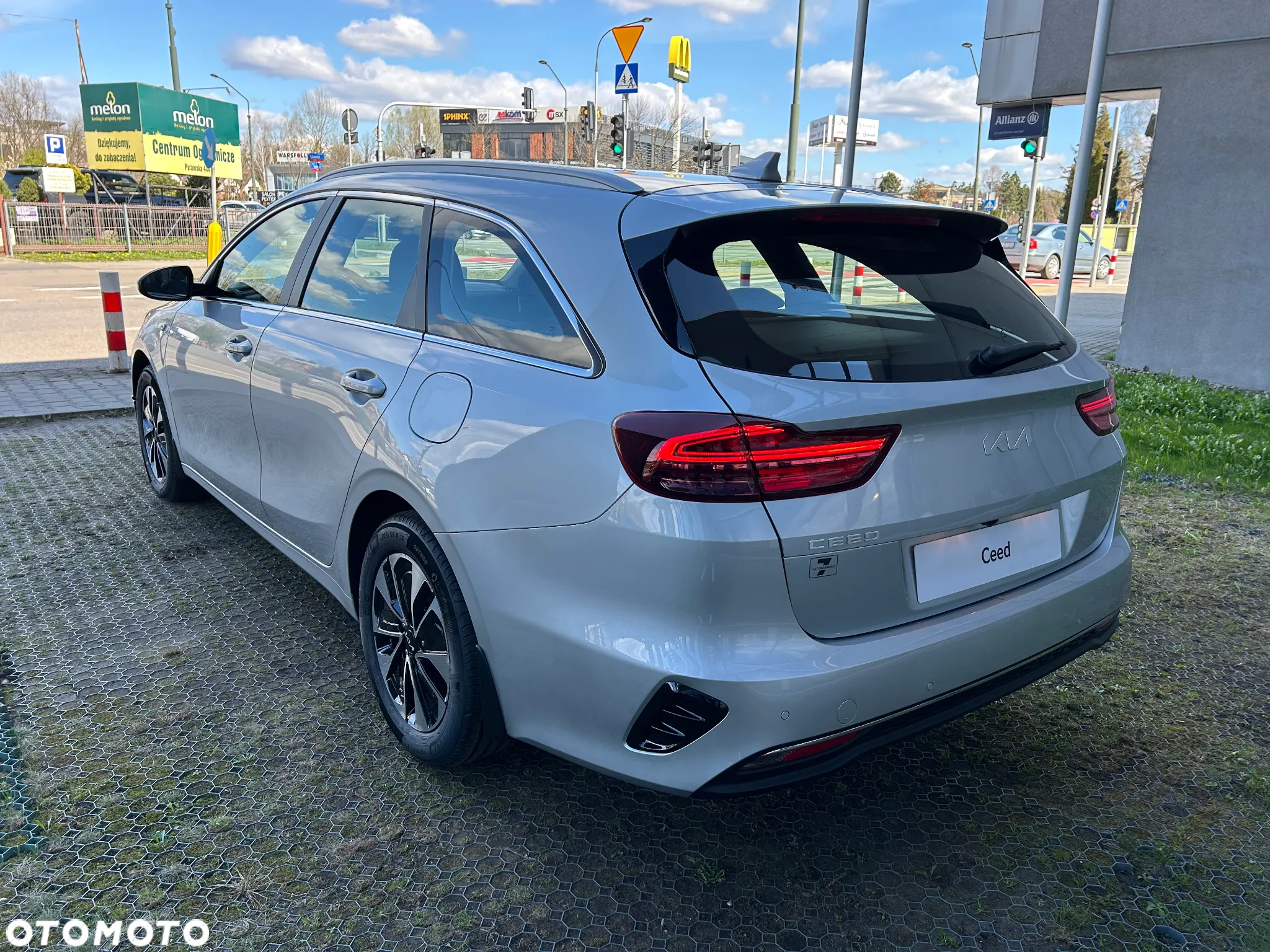 Kia Ceed - 4