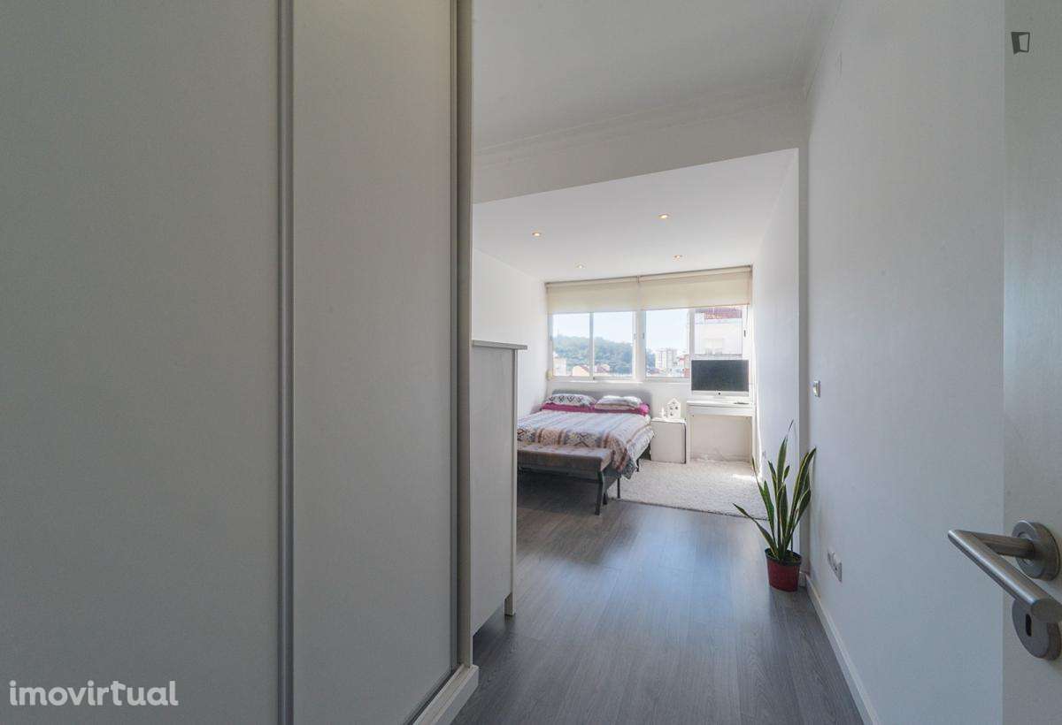 Apartamento com 2 quartos - localizado em Sete Rios Lisbon - Grande imagem: 4/31