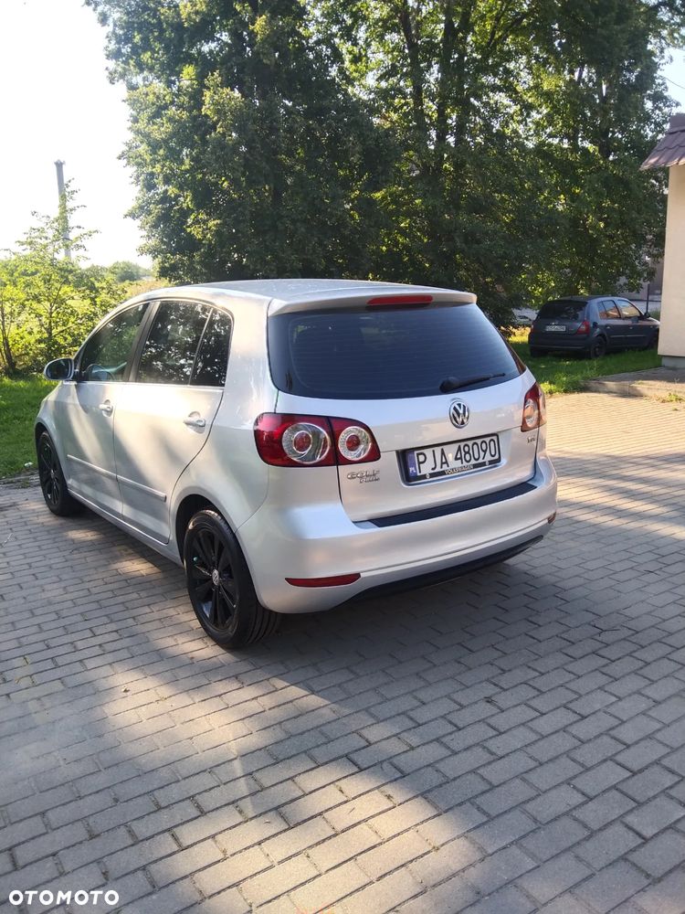 Volkswagen Golf Plus 1.6 TDI Comfortline - 3