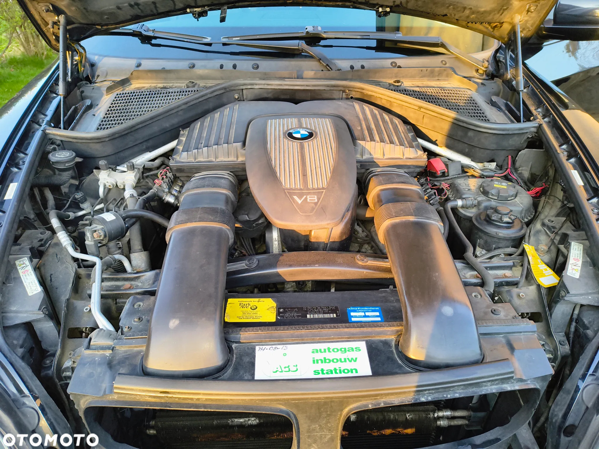 BMW X5 4.8i xDrive - 40