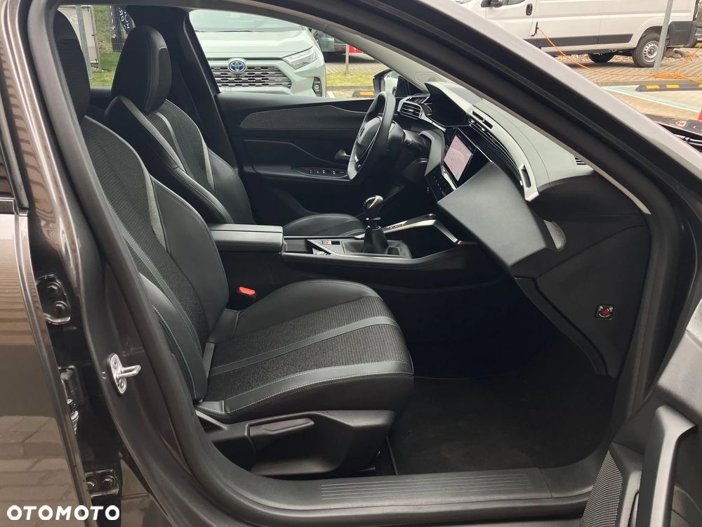 Peugeot 308 1.2 PureTech Allure Pack S&S - 19