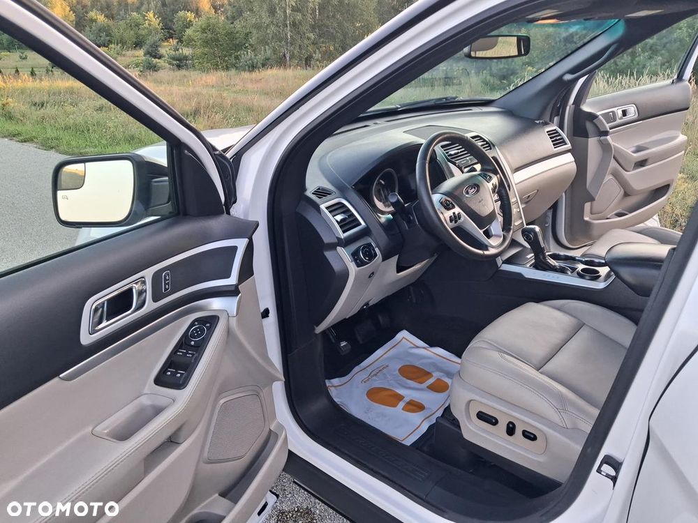 Ford Explorer - 18