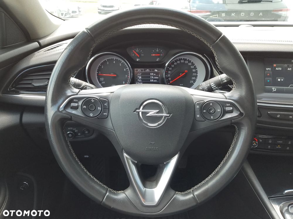 Opel Insignia 1.5 T Elite S&S - 10