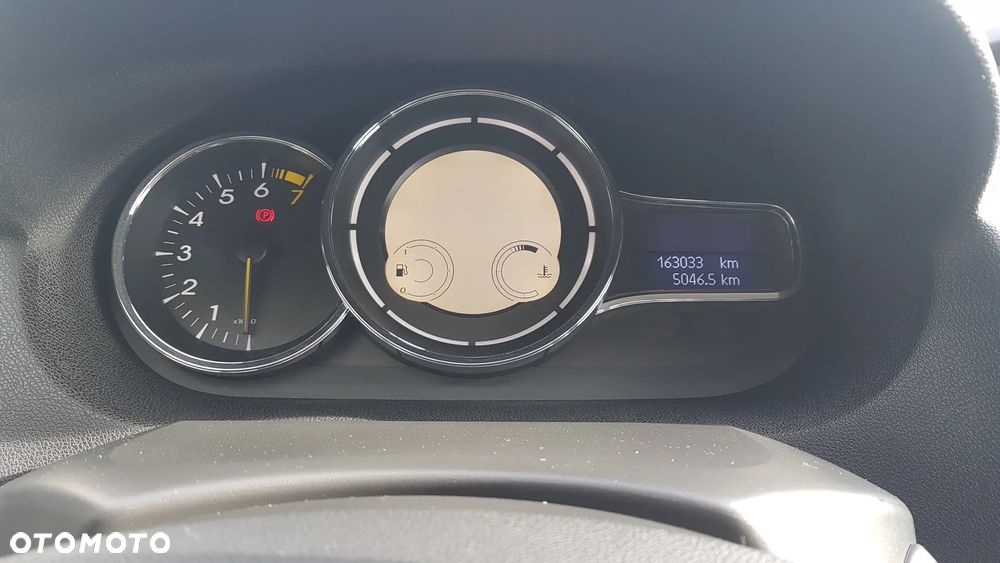 Renault Megane 1.6 16V Confort Dynamique - 9