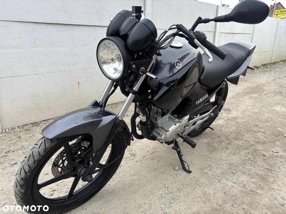 Yamaha YBR - 13