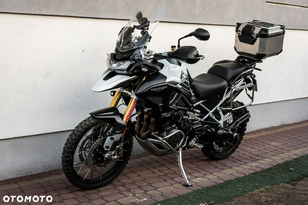 Triumph Tiger - 9