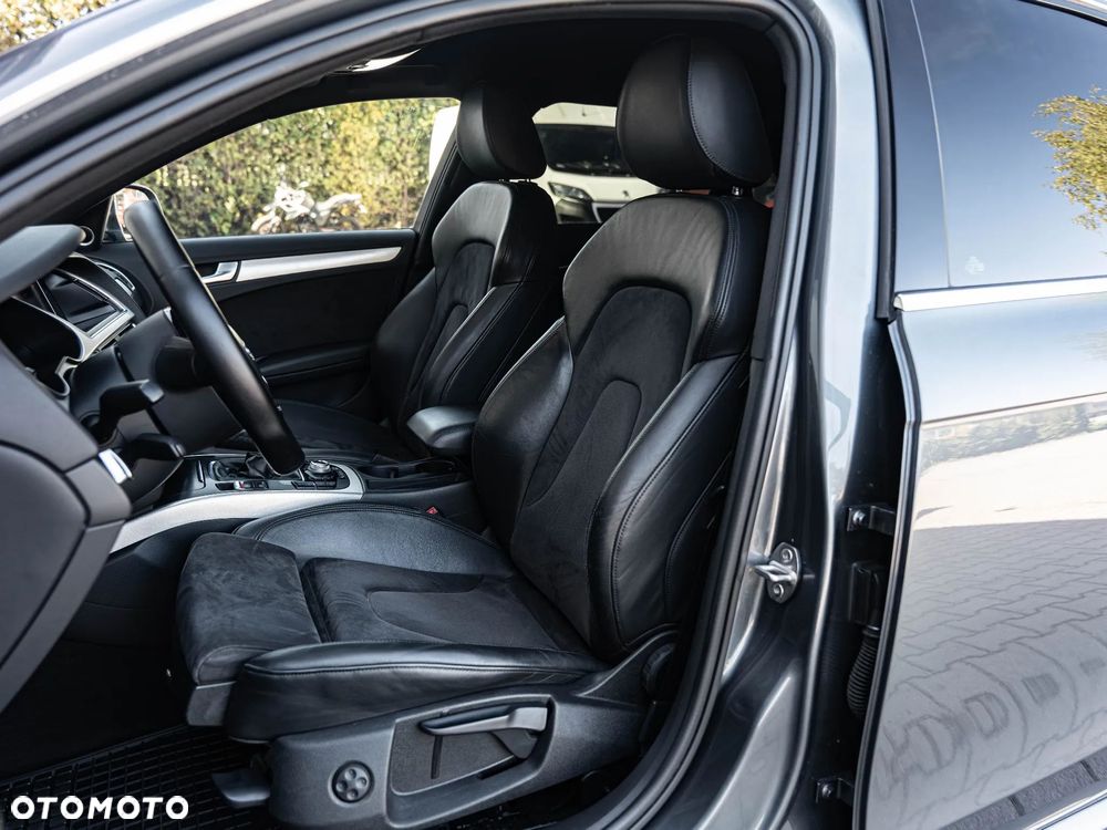 Audi A4 Limousine - 12