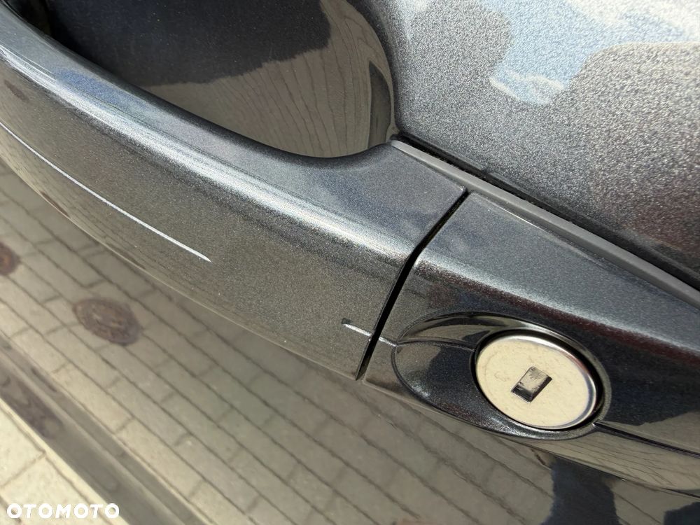 Ford Kuga 1.5 EcoBoost 2x4 Titanium - 30