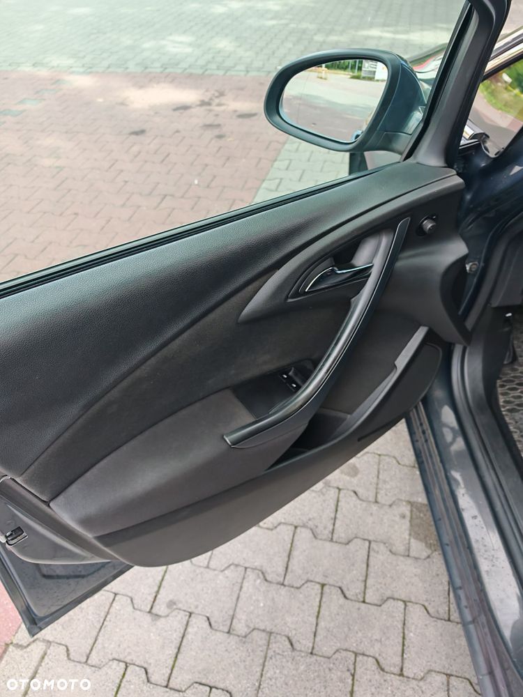 Opel Astra 1.4 T Enjoy - 17