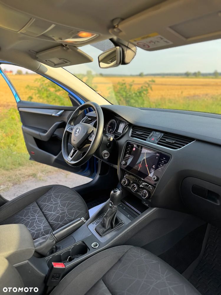Skoda Octavia 2.0 TDI Elegance DSG - 21