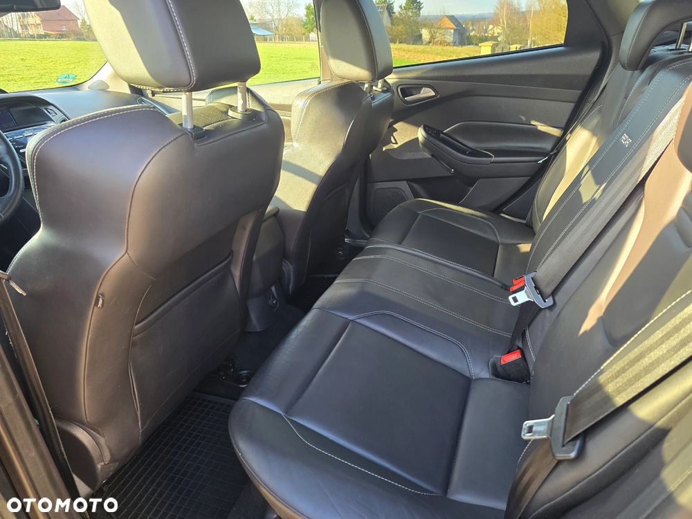 Ford Focus SW 2.0 EcoBoost ST Leather Exclusive Pack - 27
