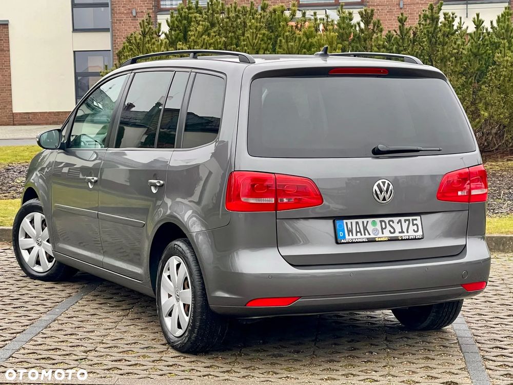 Volkswagen Touran 2.0 TDI DSG Highline - 12