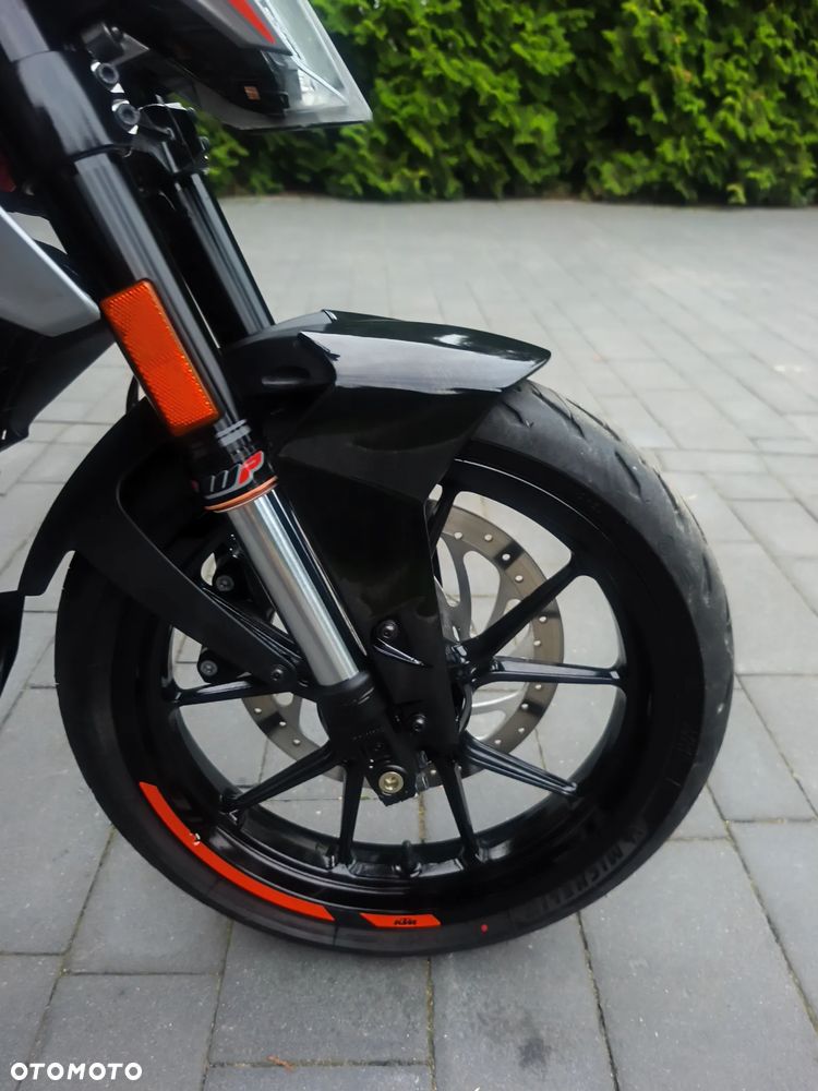 KTM Duke - 12