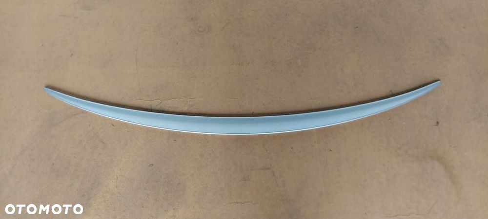 Spoiler lotka na klape Mercedes E 213 AMG SEDAN - 1