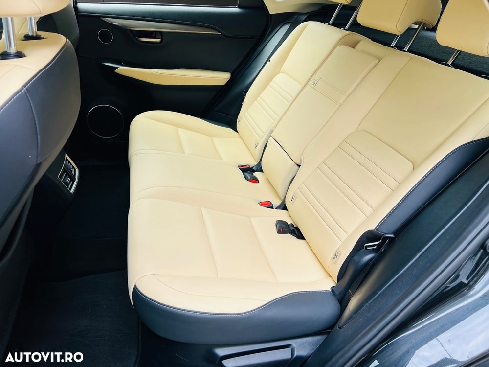 Lexus Seria NX 300h Executive Line - 17