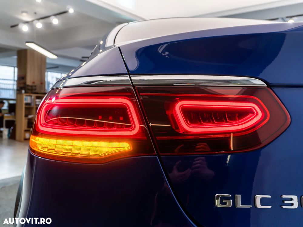Mercedes-Benz GLC Coupe 300 e 4Matic 9G-TRONIC AMG Line Plus - 15