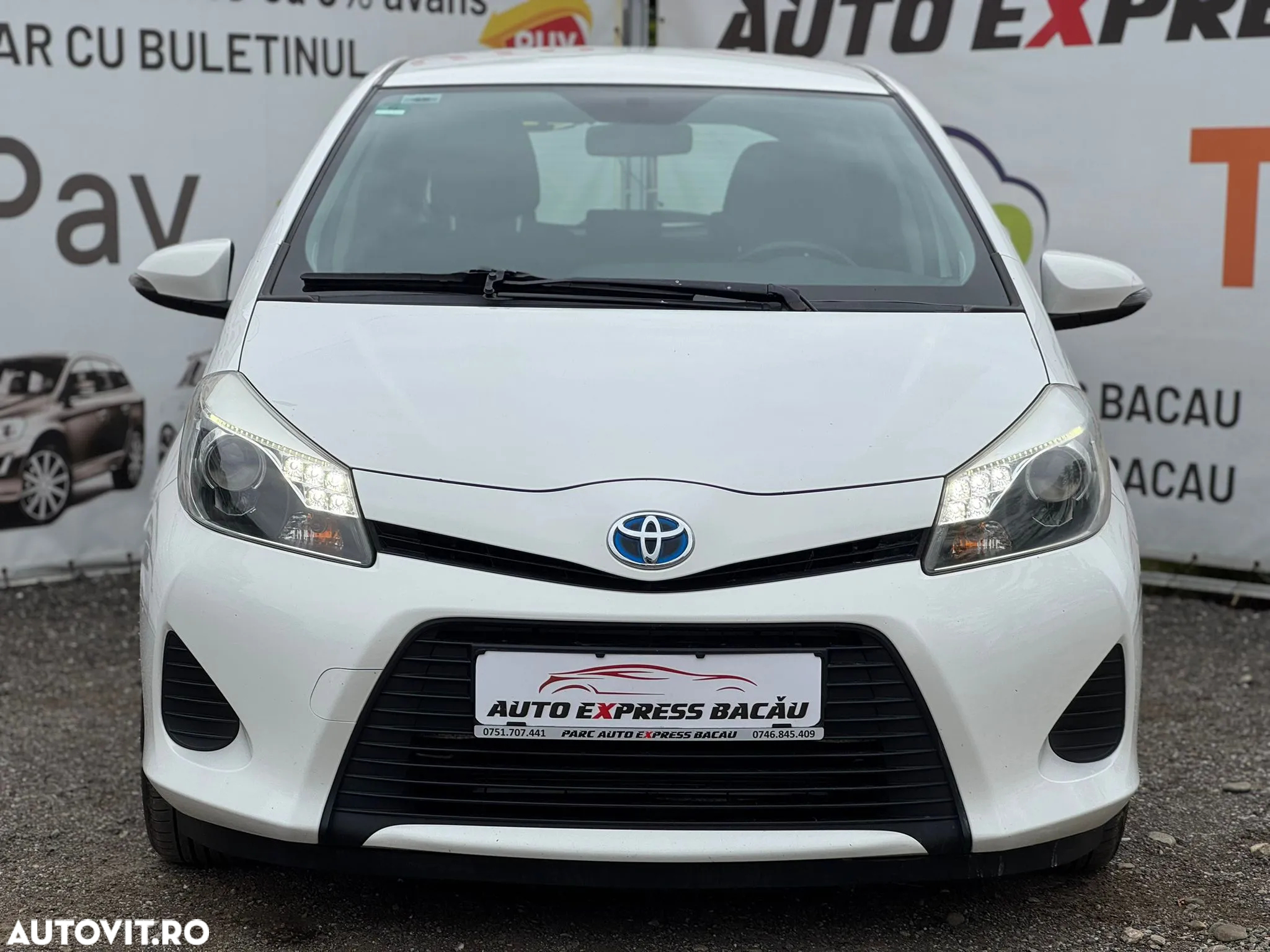 Toyota Yaris - 10