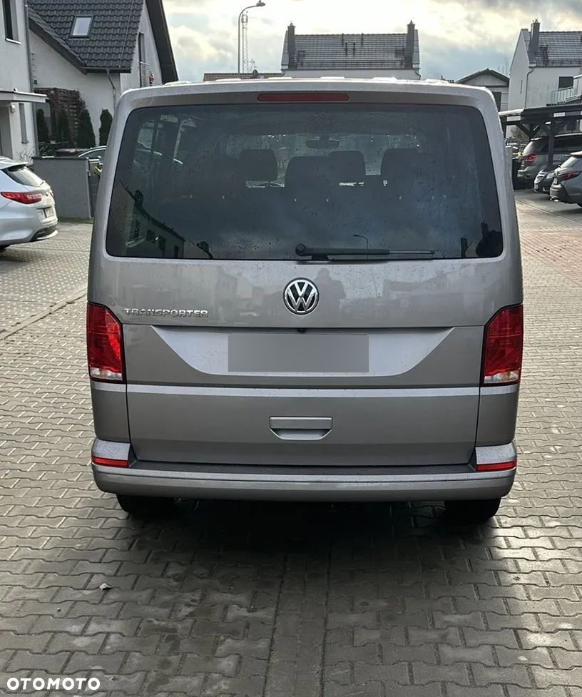 Volkswagen Caravelle 6.1 2.0 TDI L2 Trendline DSG - 8