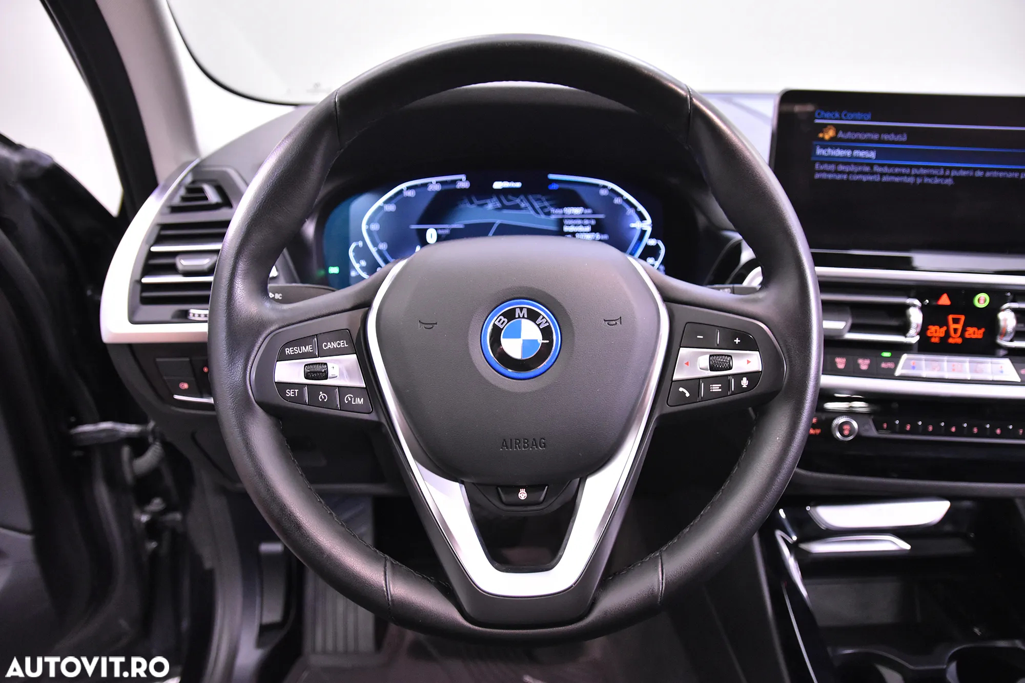BMW X3 xDrive30e AT PHEV - 16