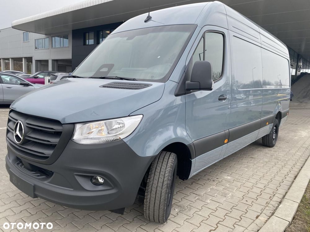 Mercedes-Benz Sprinter - 1