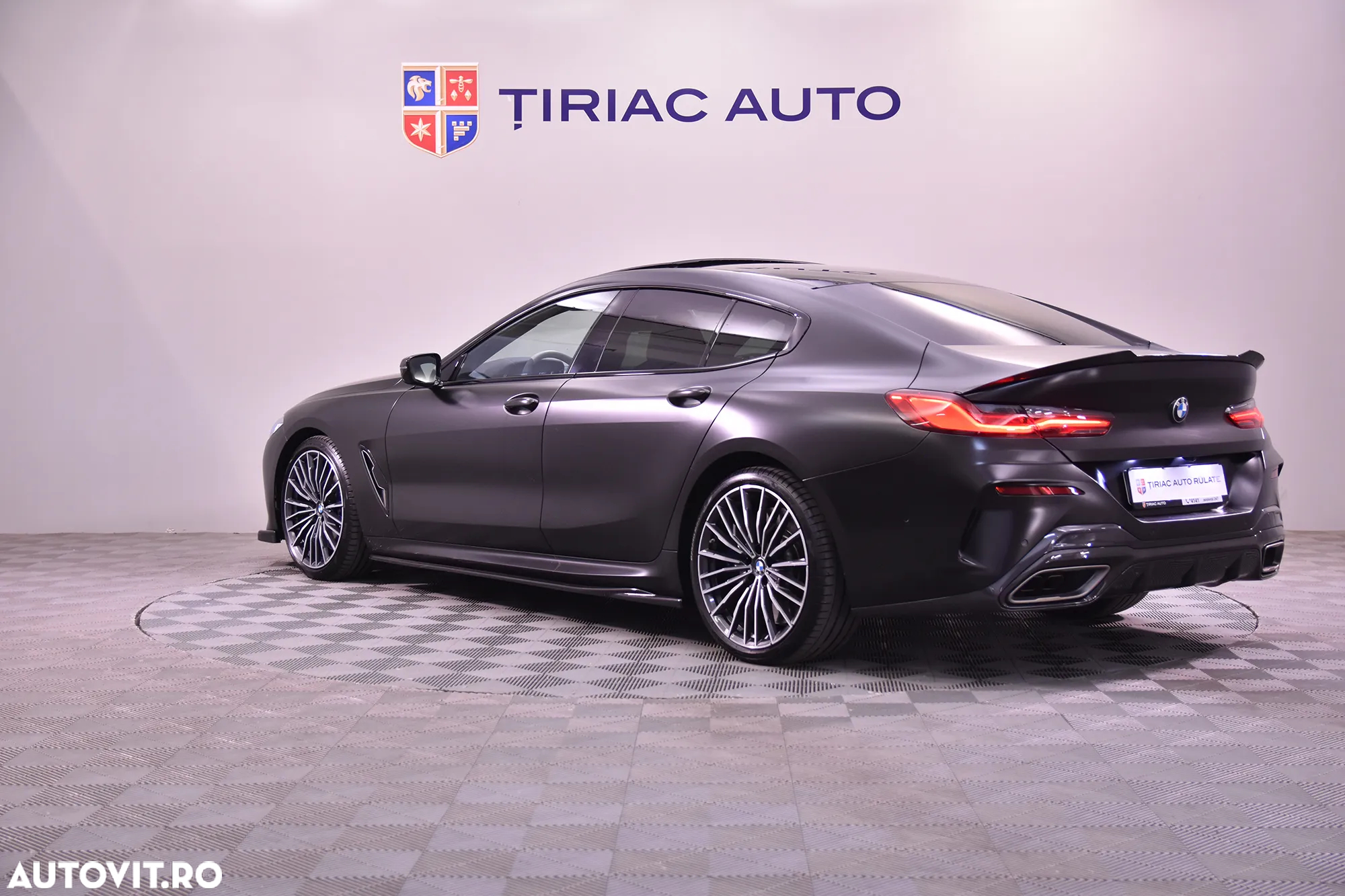 BMW M8 M850i xDrive AT - 3