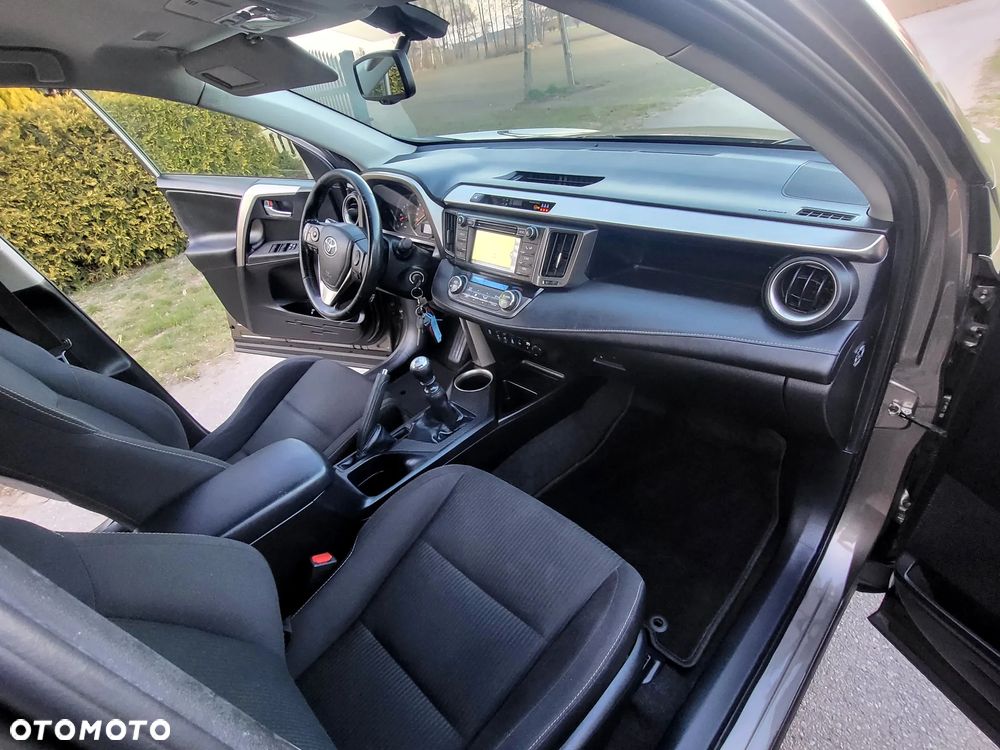 Toyota RAV4 2.0 D-4D 4x4 Edition - 6