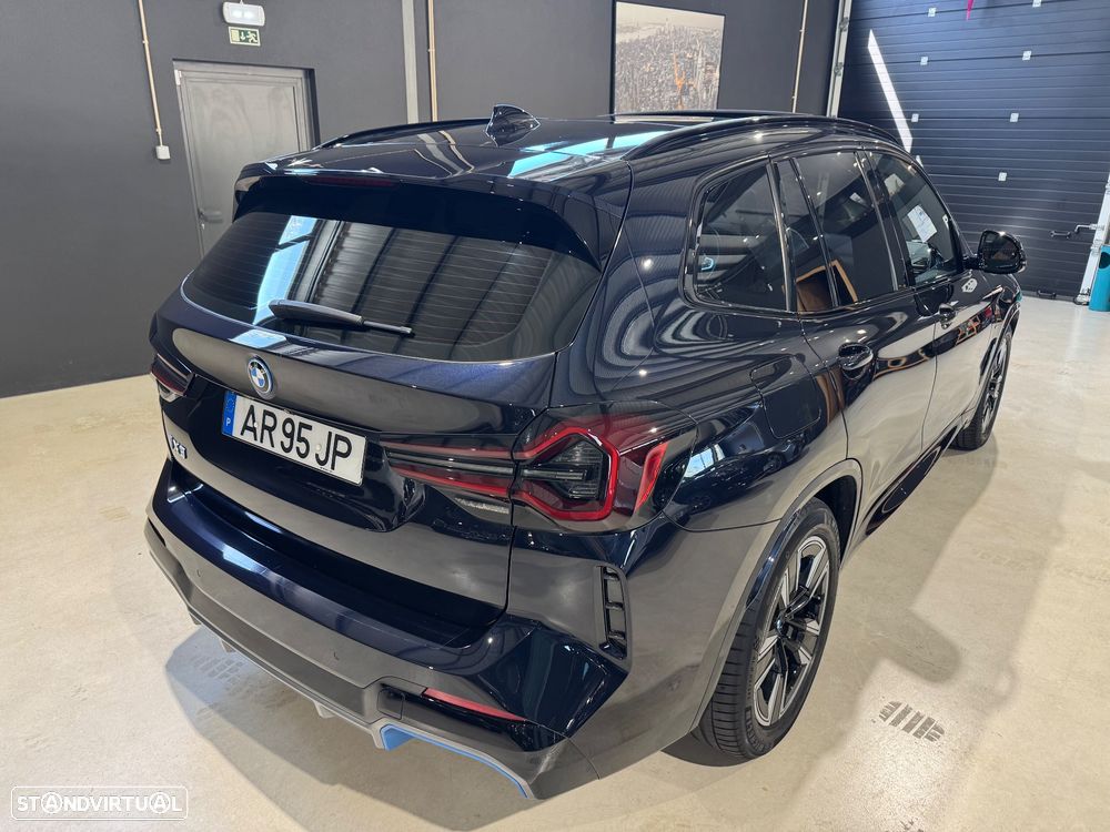 BMW iX3 M Sport Inspiring - 13