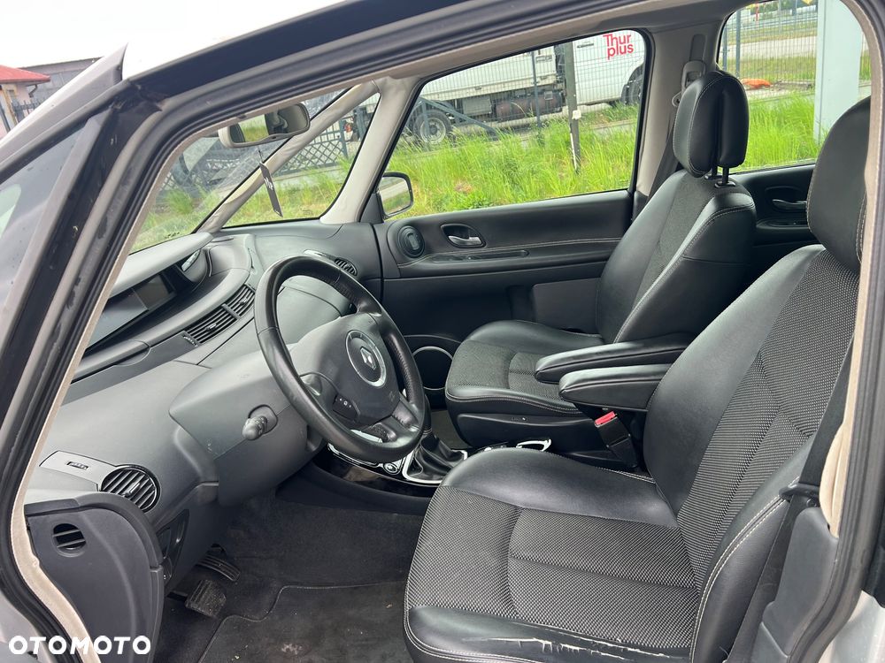 Renault Espace 2.0 dCi 175 FAP Edition 25th - 8