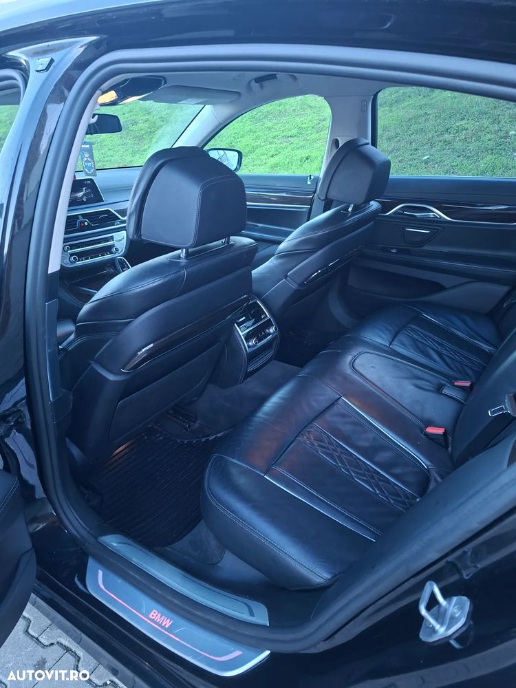 BMW Seria 7 740d xDrive - 9