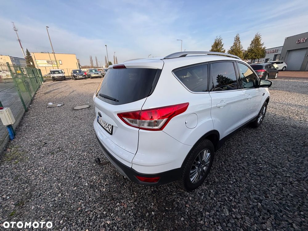 Ford Kuga 2.0 TDCi 4x4 Titanium - 4