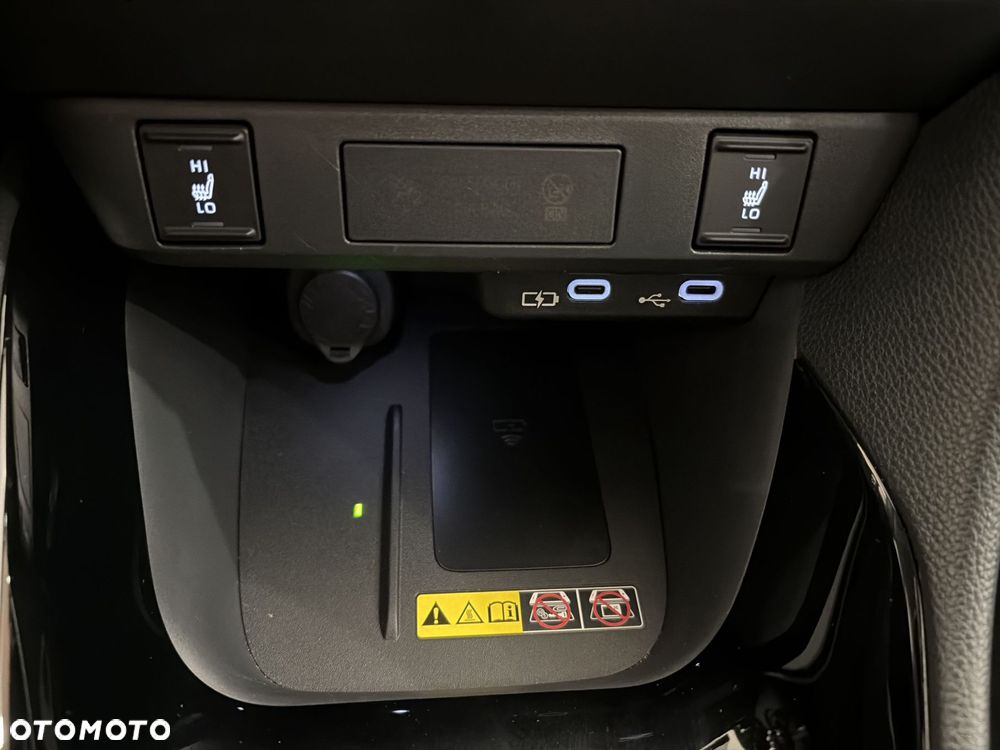 Toyota Yaris Hybrid 1.5 Style - 19