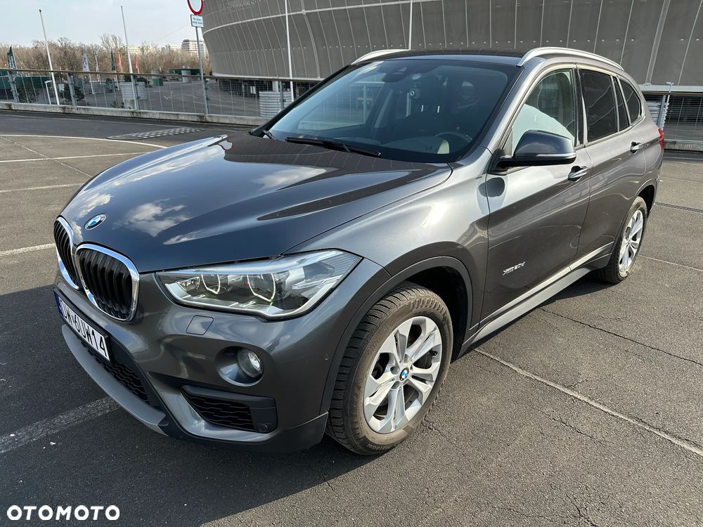 BMW X1 xDrive20d Sport Line - 1