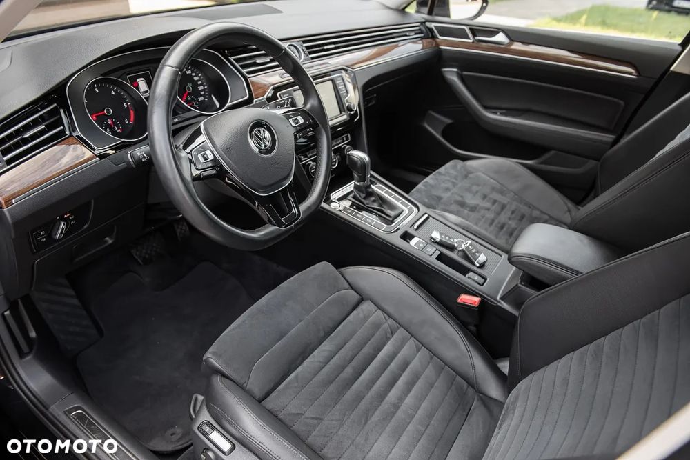 Volkswagen Passat Variant 2.0 TDI SCR 4Motion DSG (BMT) Highline - 15