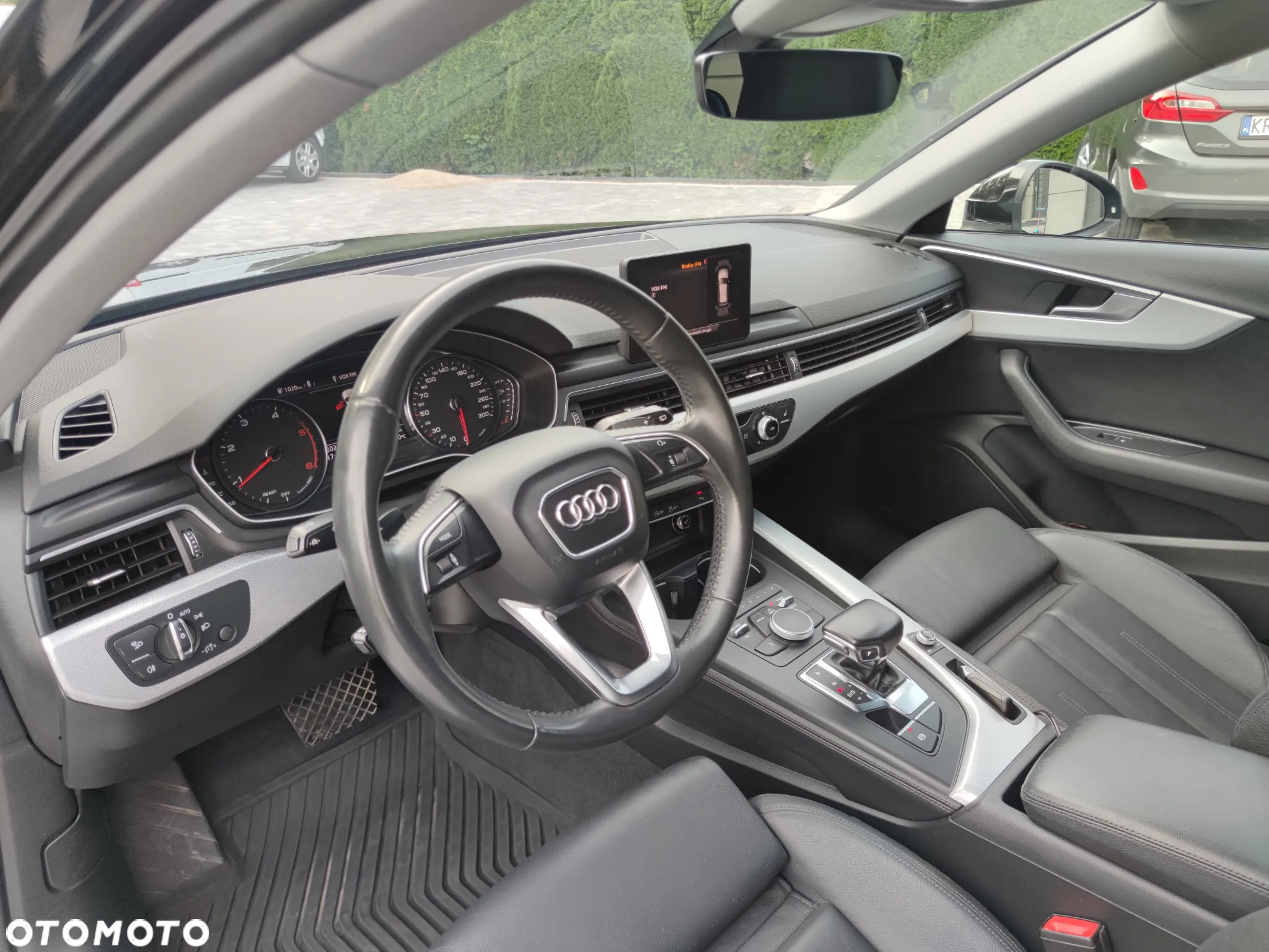 Audi A4 Avant 2.0 TDI ultra S tronic - 11