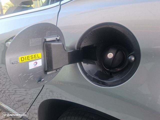 Peugeot 2008 1.6 e-HDi Allure - 53