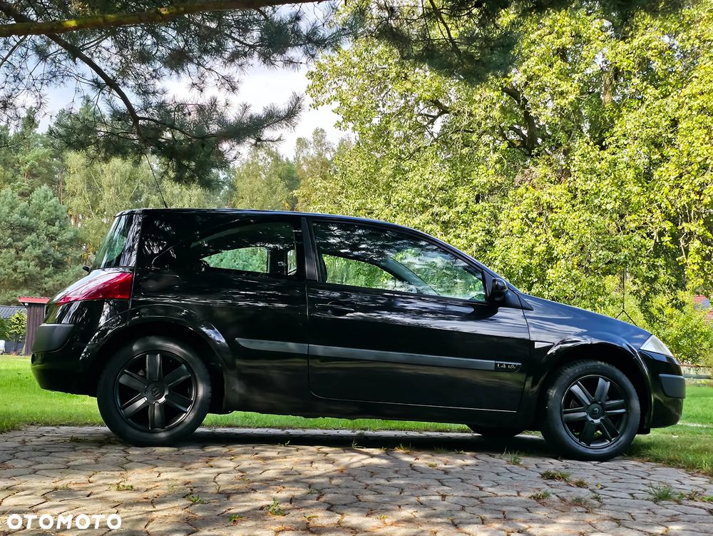 Renault Megane 1.4 16V Authentique - 5