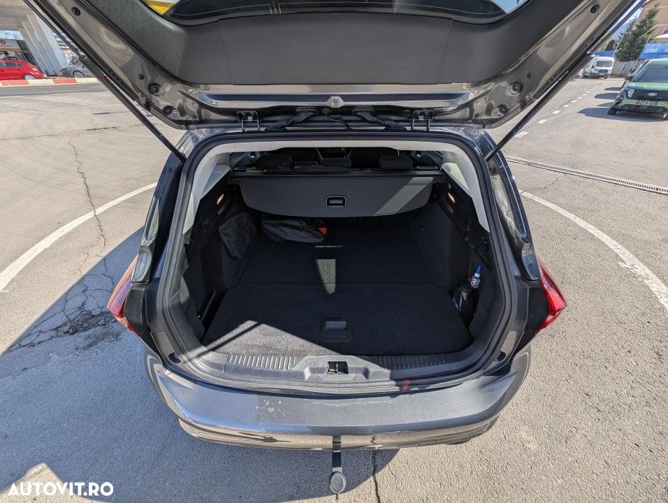 Ford Focus - 12