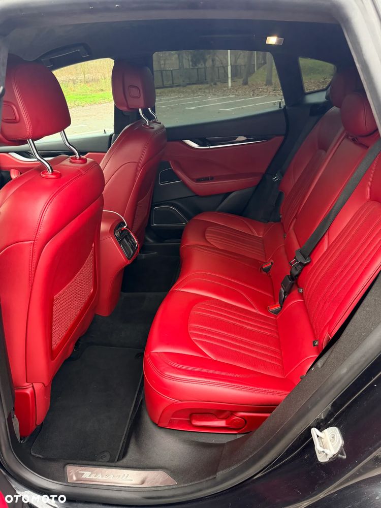 Maserati Levante ver-s - 15