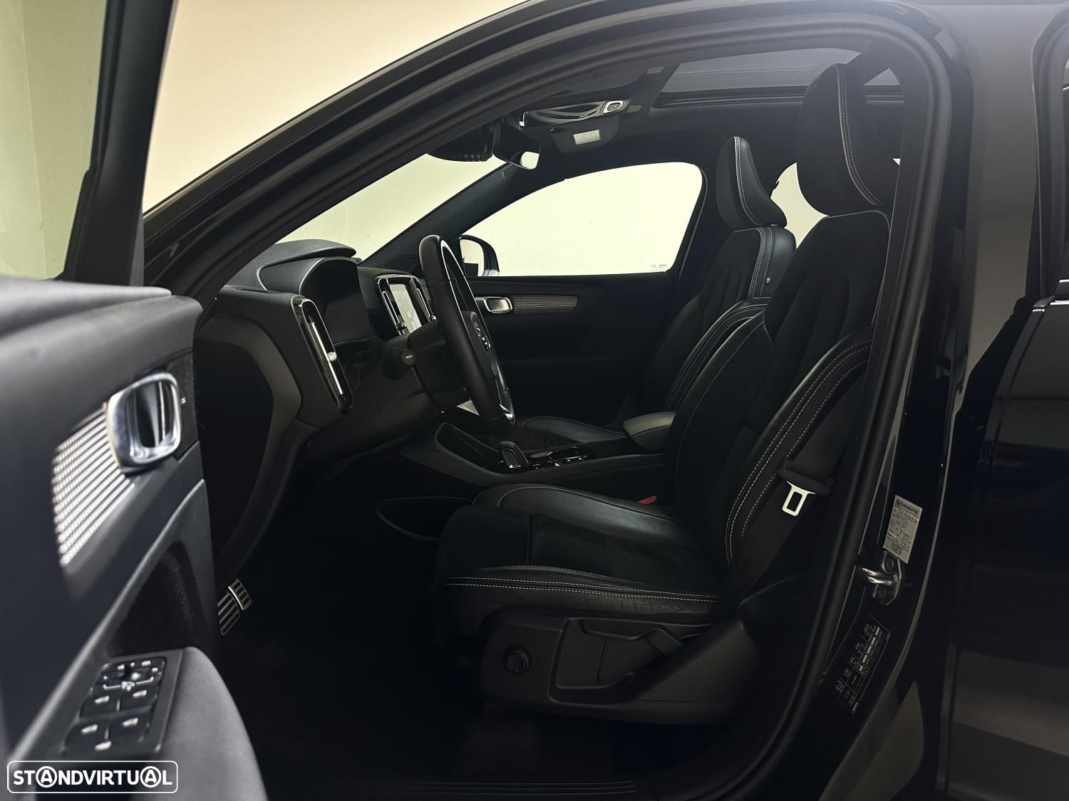 Volvo XC 40 1.5 T5 PHEV R-Design Expression - 16
