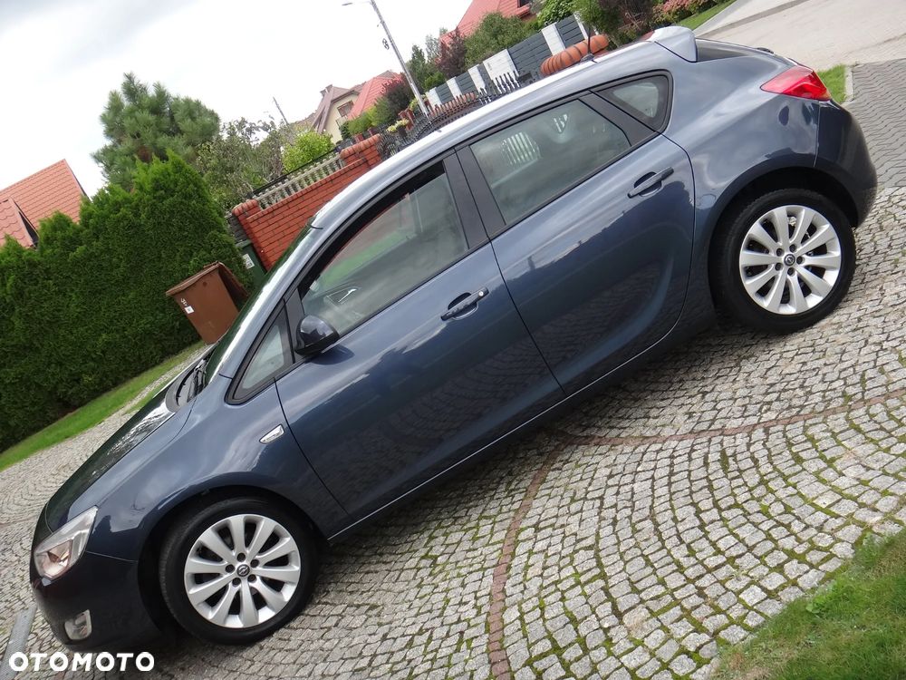 Opel Astra 1.6 Innovation - 13